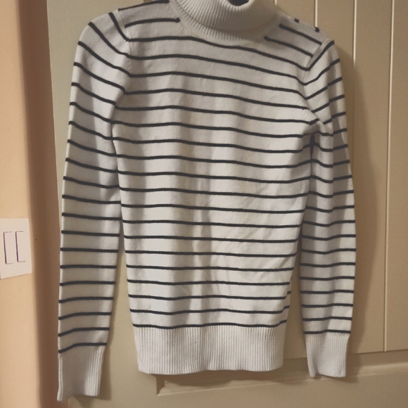 French Connection Striped Turtleneck Sweater Size medium - Picture 2 of 4
